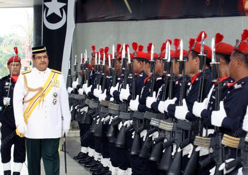 TENGKU BADERULZAMAN SULTAN MAHMUD