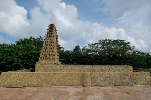 TAMAN MONUMEN