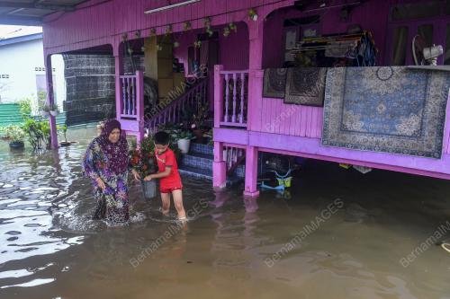 BANJIR KILAT