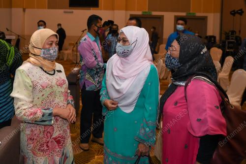DATUK SERI NANCY SHUKRI