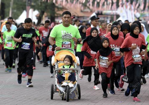 TR02_08092018_LARIAN_JAMBATAN_BN201808055000