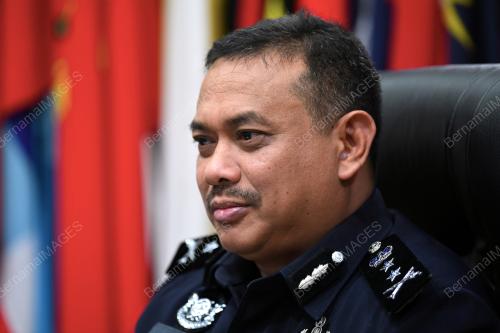 TR02_08112017_KETUA_POLIS_BN201710259399