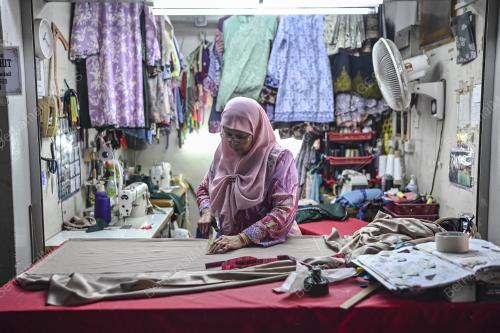 TEMPAHAN BAJU RAYA AIDILFITRI