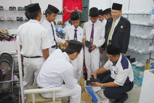 WAN HARUJAN WAN SULAIMAN
