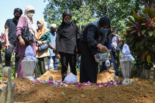 MANGSA KEBAKARAN MENINGGAL DUNIA