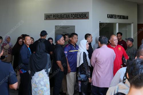 PELAJAR UiTM MAUT