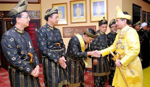 TR02_11052015_SIDANG_DUN