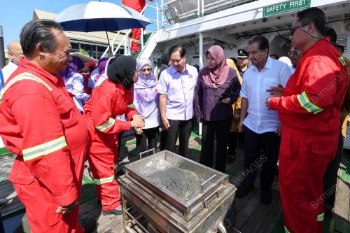 TR02_12032019_SULTAN_UMT_BN201903102893