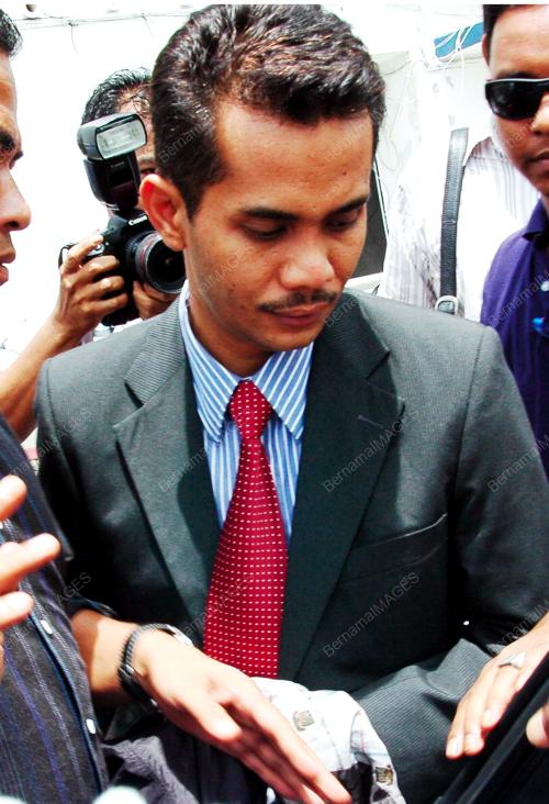 AHMAD RAMZI MOHAMAD ZUBIR
