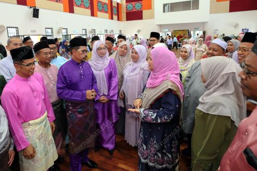 DATUK ADNAN MAT