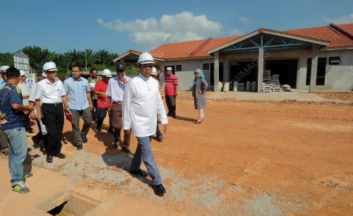 TR02_12062017_SHABERY_FELDA_BN201706116595