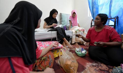 TR02_12062018_KELUARGA_SAKIT