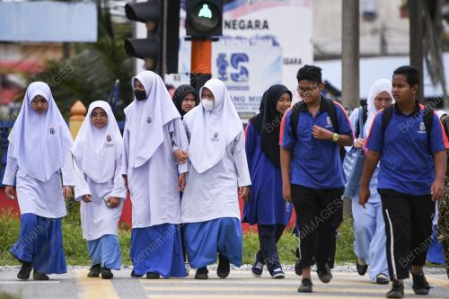 SEKOLAH_PELITUP