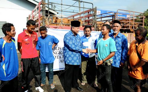 TR02_12122012_ANGKASA_ZAKAT