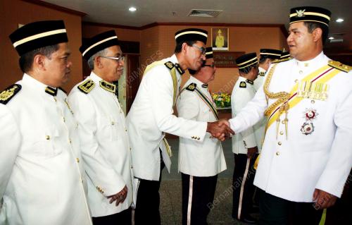 TENGKU SRI PANGLIMA RAJA TENGKU BADERULZAMAN SULTAN MAHMUD