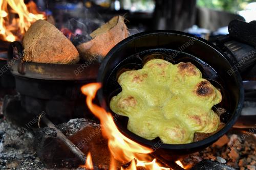 KUIH BAKAR