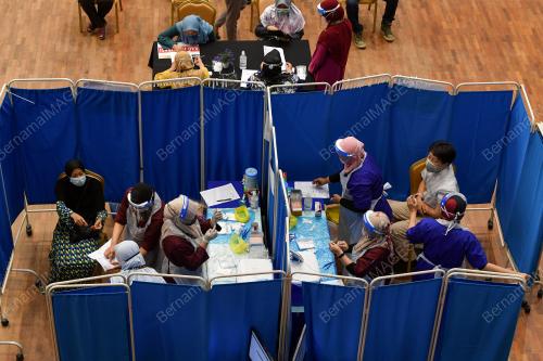 PUSAT PEMBERIAN VAKSIN UNISZA