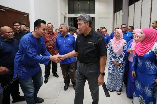 DATUK SERI MOHAMAD HASAN