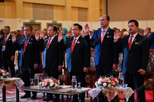 DATUK SERI ALEXANDER NANTA LINGGI