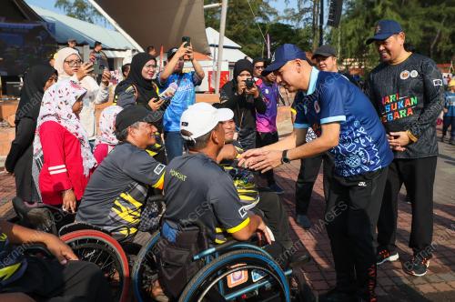 DATUK ARMIZAN MOHD ALI