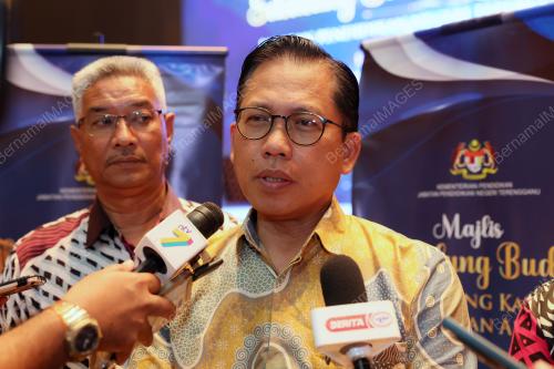 AZMAN ADNAN