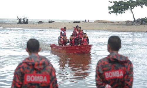 TR02_14122014_CARI_LEMAS