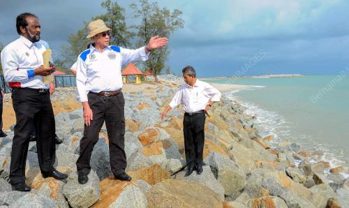 TR02_15022016_JUNAIDI_PANTAI