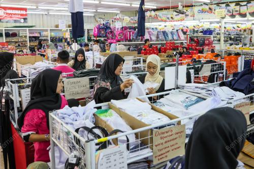 JUALAN KEMBALI KE SEKOLAH