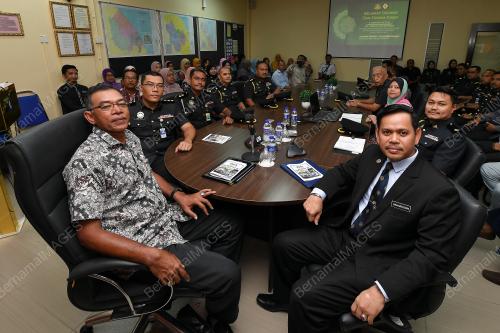 DATUK ROSOL WAHID