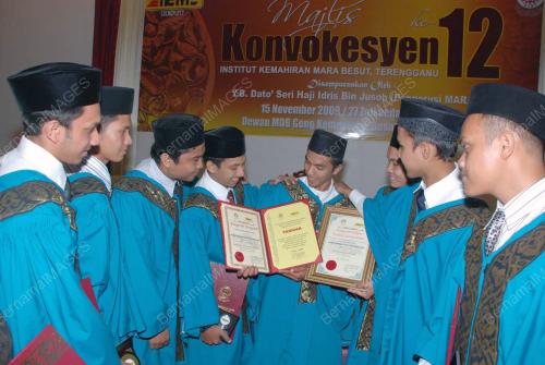 KONVOKESYEN IKM