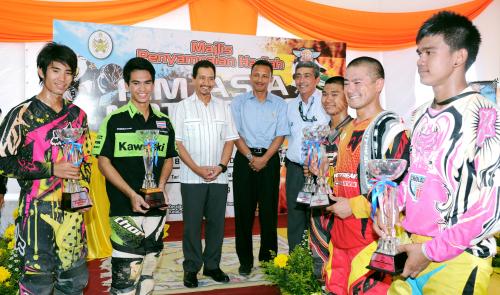 TUANKU MIZAN ZAINAL ABIDIN