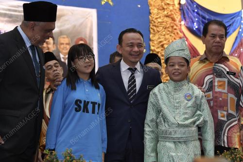 TR02_17012019_MASZLEE_BN201901168331
