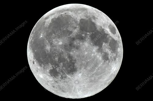 BULAN PENUH