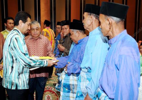 TUANKU MIZAN ZAINAL ABIDIN