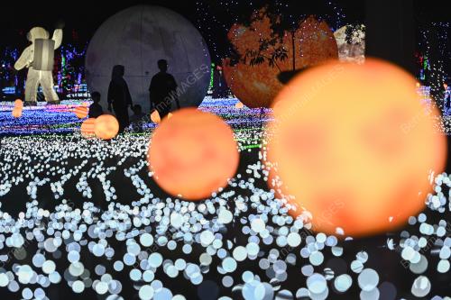 LUNA LIGHT WONDERLAND 2024