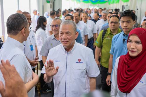 DATUK SERI FADILLAH YUSOF