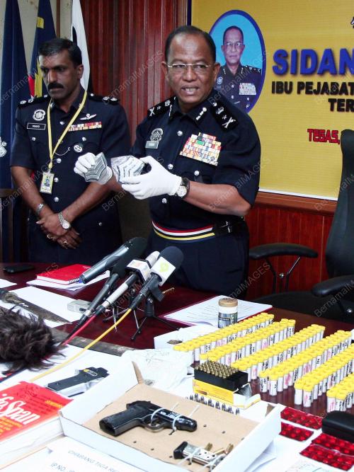 MOHD SHUKRI DAHLAN