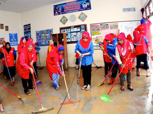 TR02_18122013_SHAHRIZAT_BERSIH