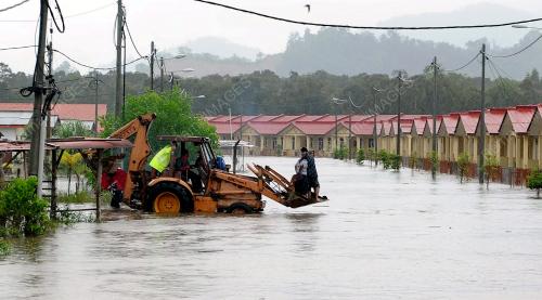 TR02_19112014_BANJIR