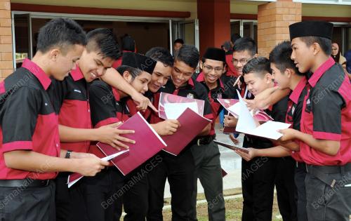 TR02_19122013_KEPUTUSAN_PMR