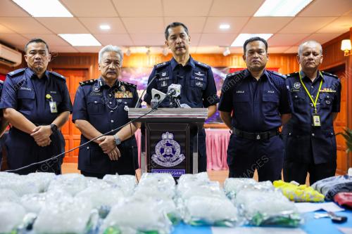 DATUK MOHD KHAIRI KHAIRUDIN