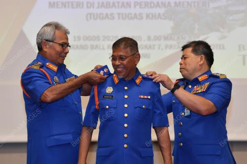 DATUK SERI MOHD REDZUAN YUSOF