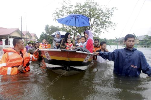 TR02_20112014_BANJIR