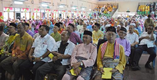 TR02_21012011_VETERAN_UMNO