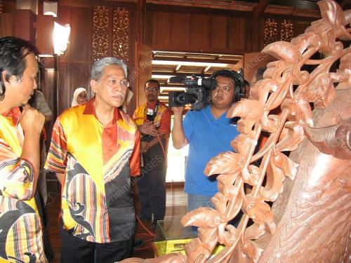 DATUK SERI IDRIS JUSOH