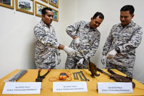 MOHD KHAIRULANUAR ABD MAJID