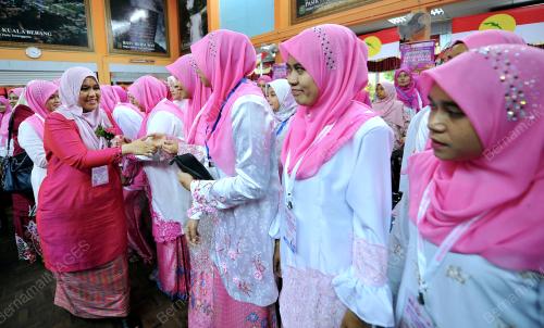 TR02_21072017_PUTERI_UMNO_BN201707200416