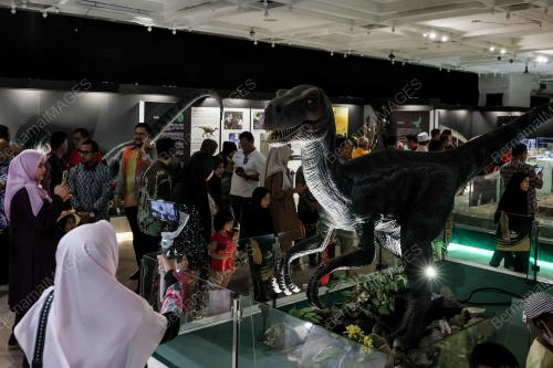 PAMERAN ALAM HAIWAN