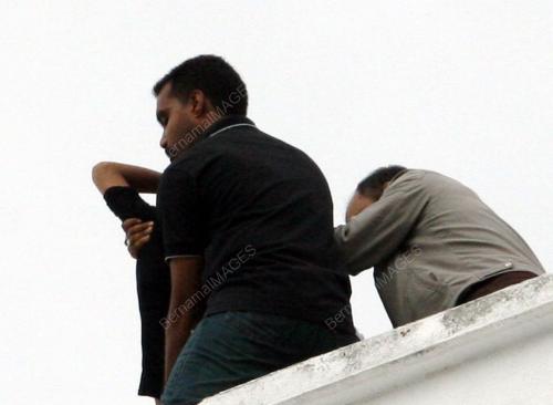 BUNUH DIRI
