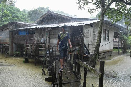 TR02_22112019_BANJIR